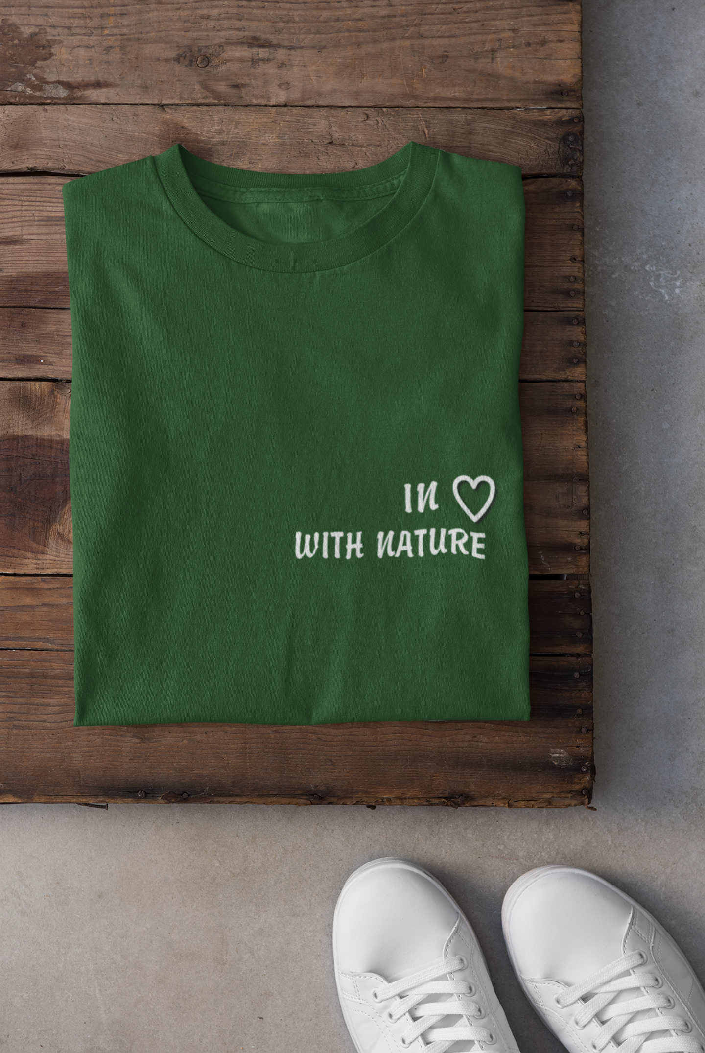 In love with nature - T-Shirt