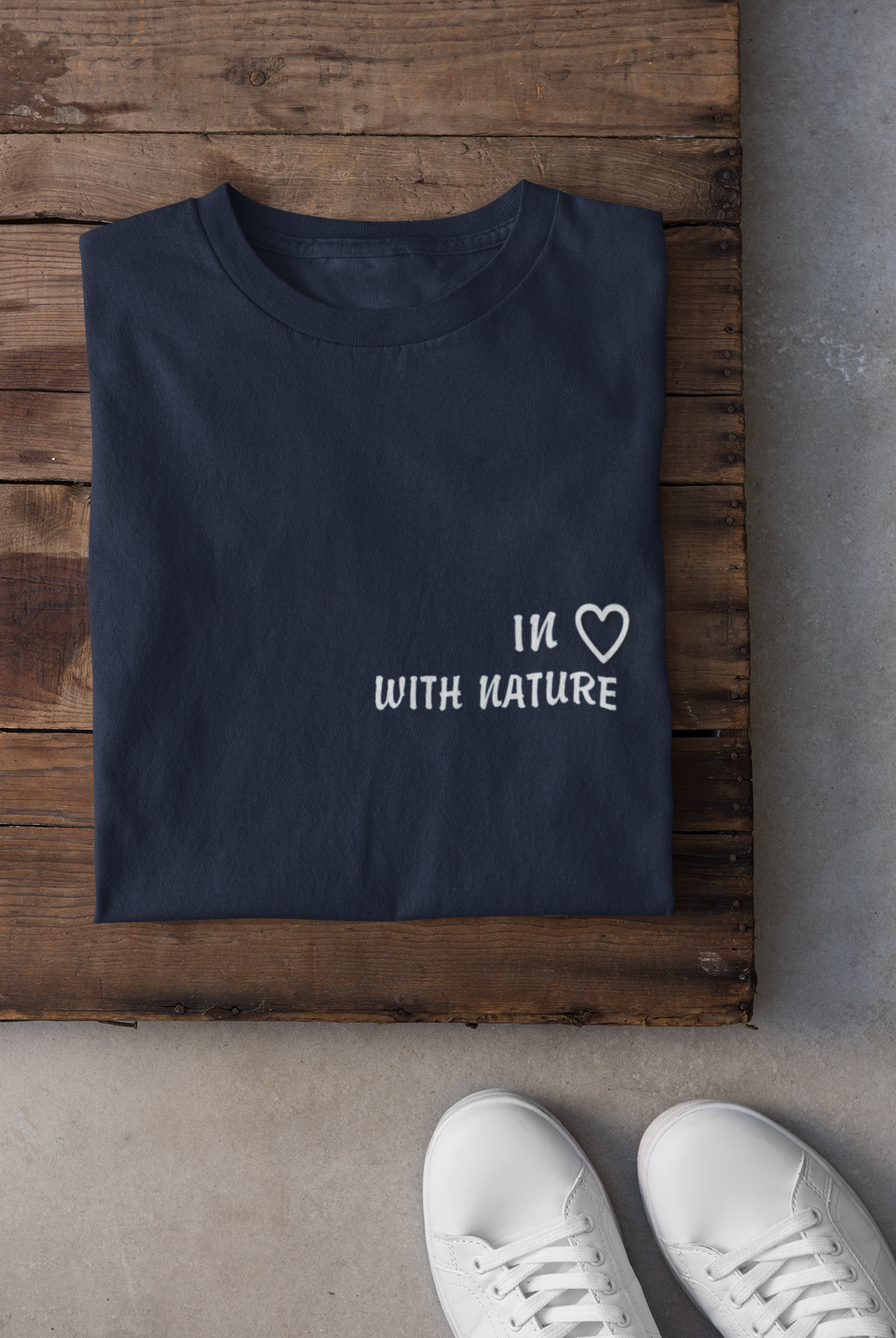 In love with nature - T-Shirt