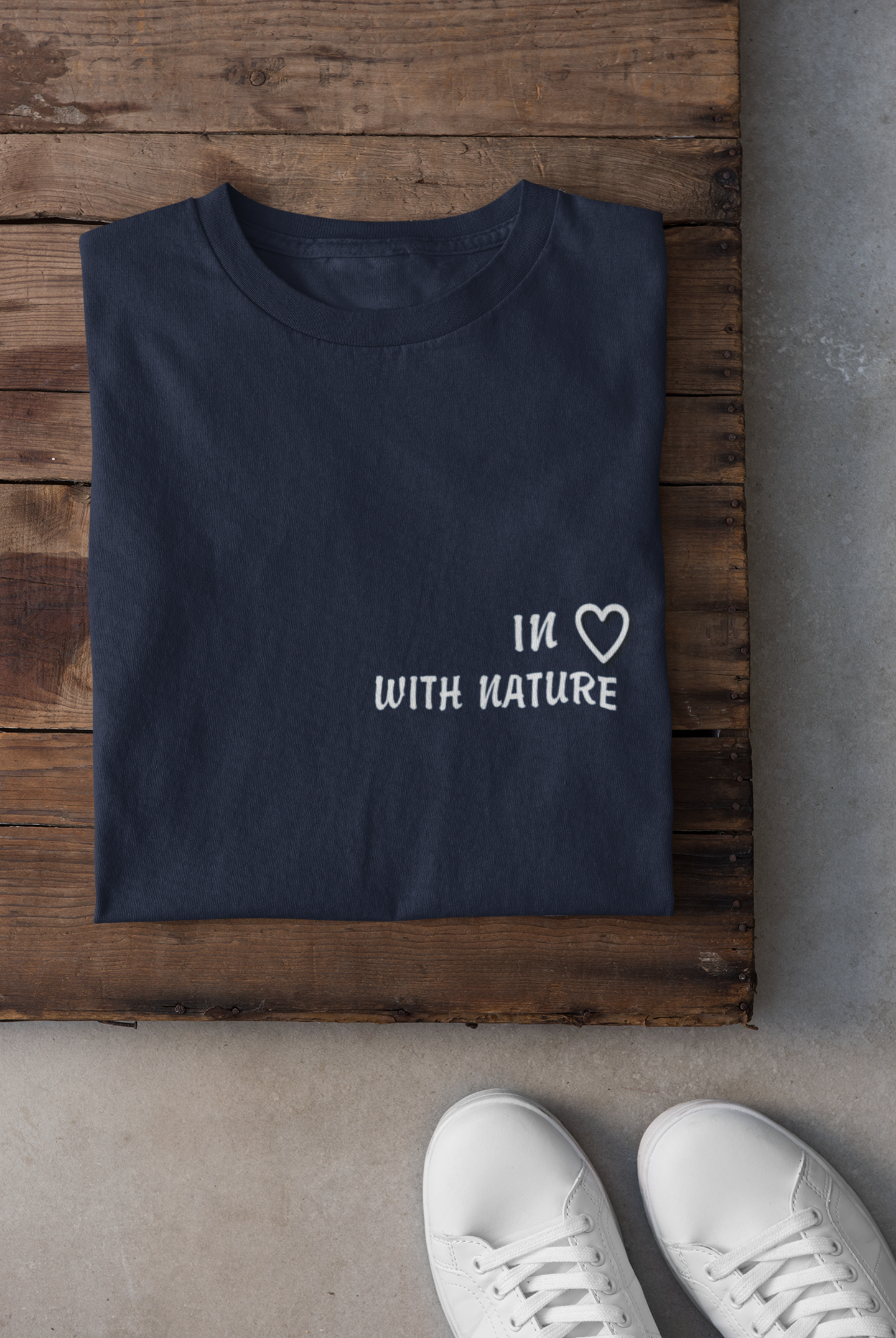 In love with nature  - T-Shirt